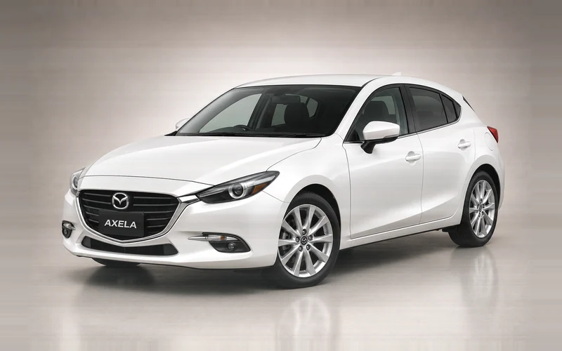 Mazda Axela, önden çeyrek açı